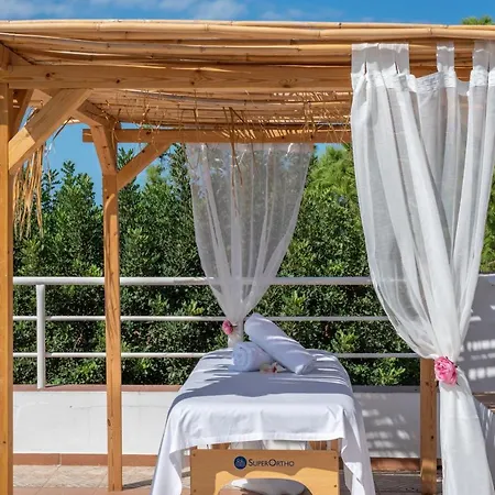 Hotel apartamentowy Aegean