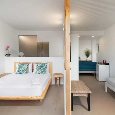 Aegean Aparthotel 2*