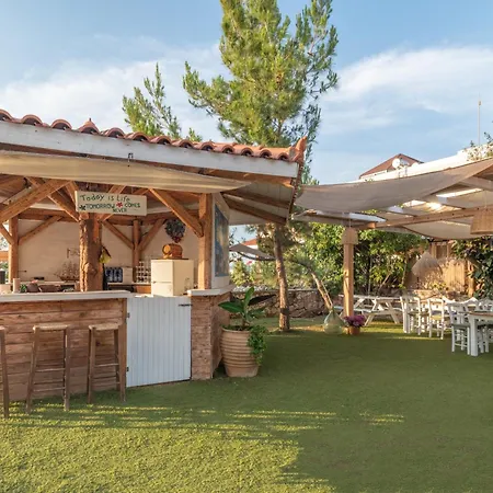 Apart-hotel Aegean 3*